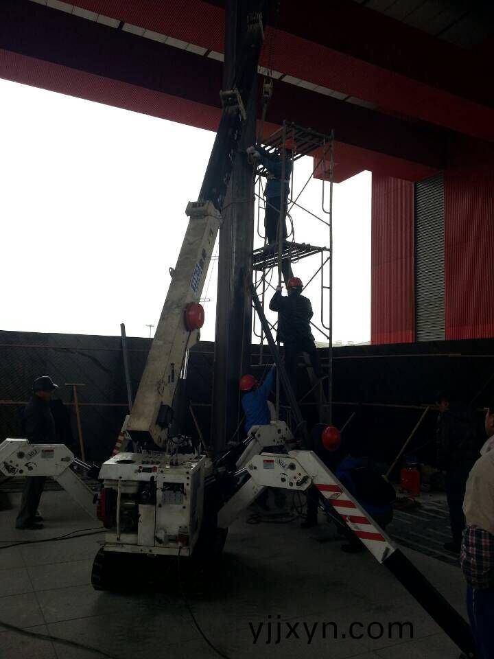 履帶式起重機在愽物館