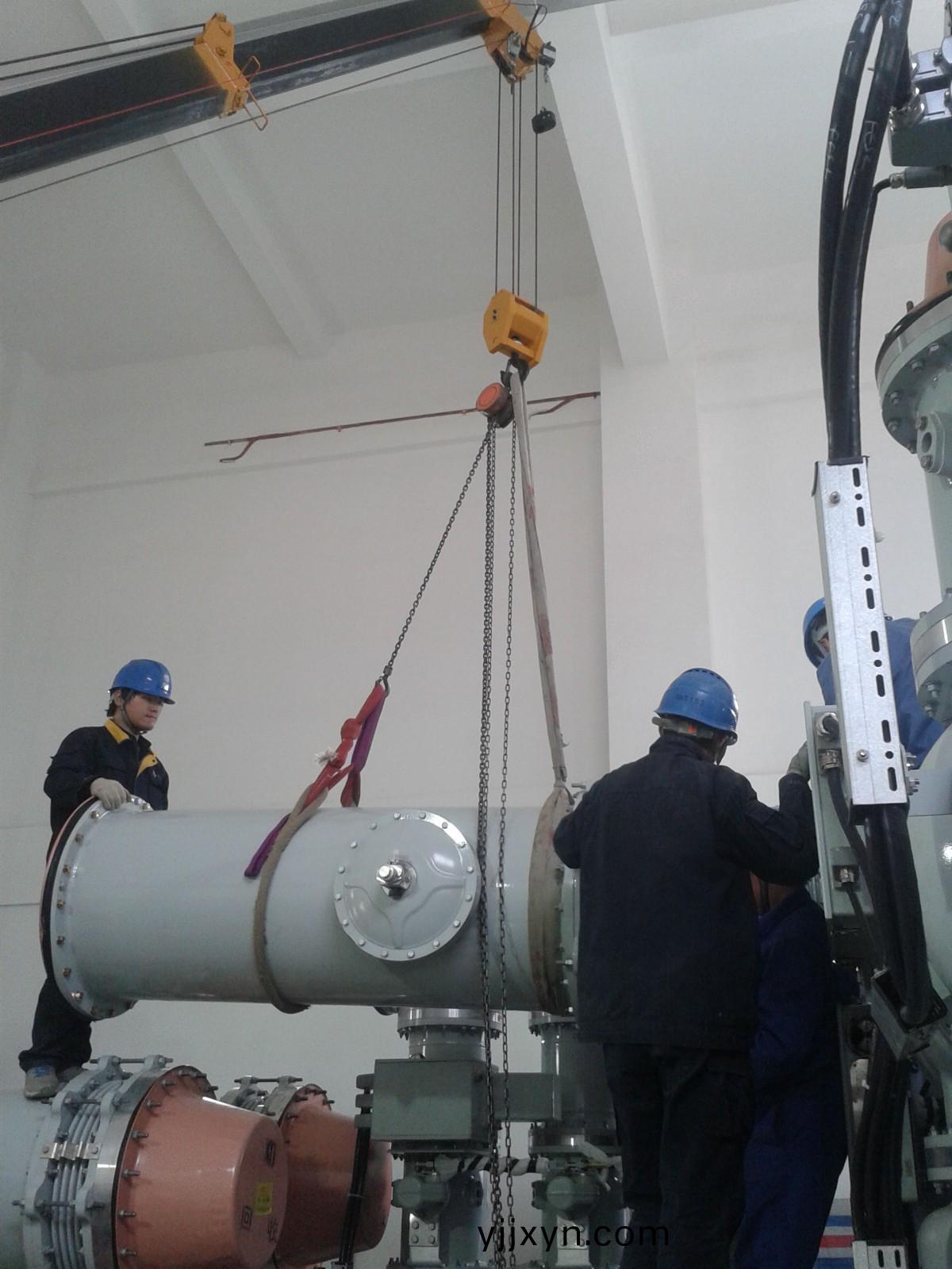 履帶式起重(zhong)機圖(tu)片